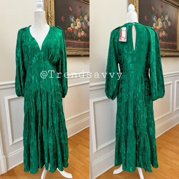 ANTHROPOLOGIE Farm Rio Floral Jacquard V-Neck Maxi Dress Green Petite Size NWT - Picture 4 of 4